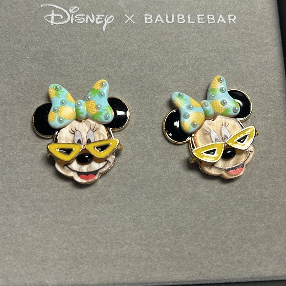 NEW Baublebar x Disney Minnie Mouse with sunglasses and a pineapple bow - Picture 2 of 5